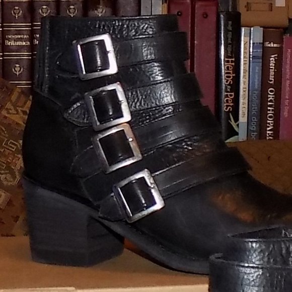 New Five Worlds By Cordani Sancho Buckled Western US6B - Picture 5 of 12